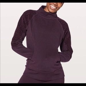 Lululemon pullover